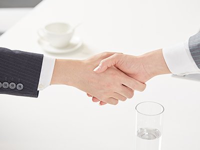 大面积的厂房仓库